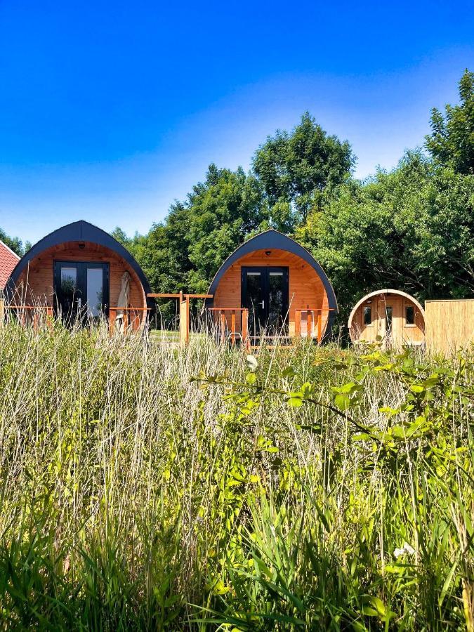 Pod Hotelkamer Aan Het Water Dokkum Luaran gambar